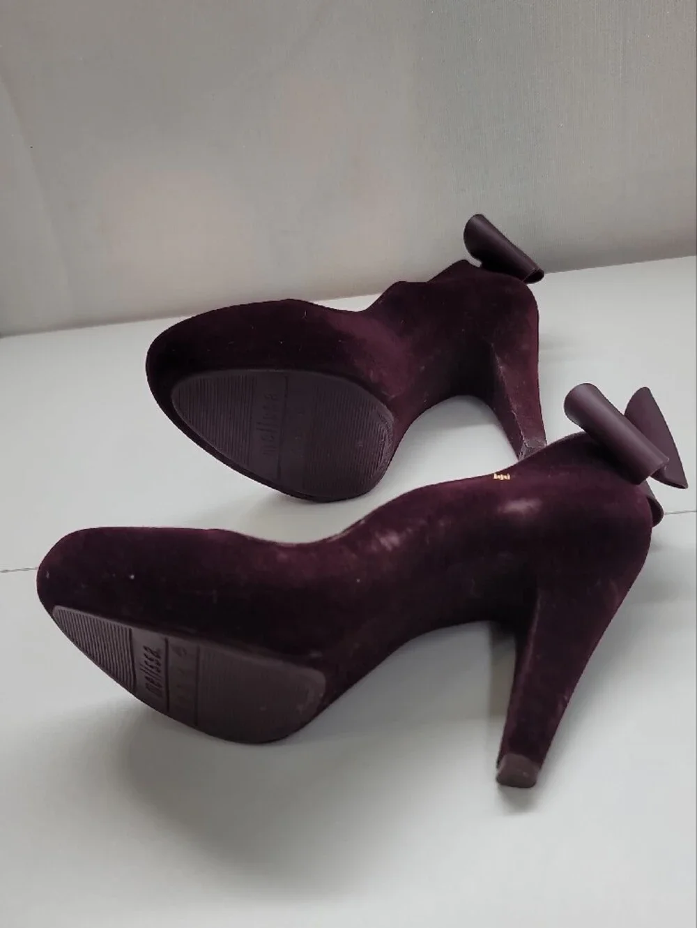 Melissa Incense Flock Bow Heels Size 7